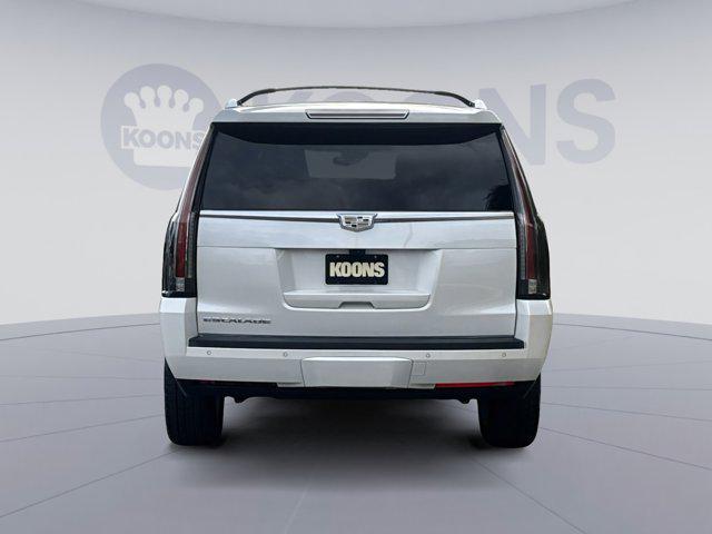 used 2019 Cadillac Escalade ESV car, priced at $28,000
