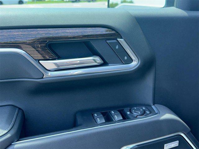 new 2025 GMC Sierra 1500 car, priced at $55,000