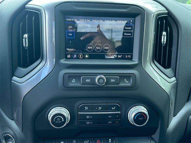 new 2025 GMC Sierra 1500 car, priced at $40,000