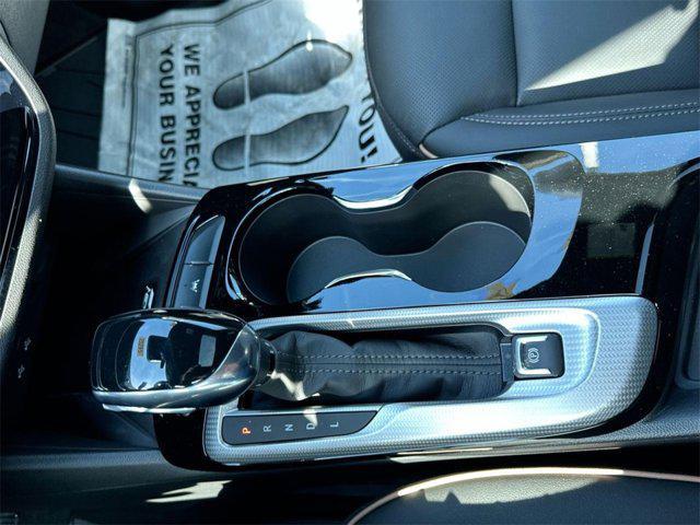 new 2025 Buick Envista car, priced at $30,000