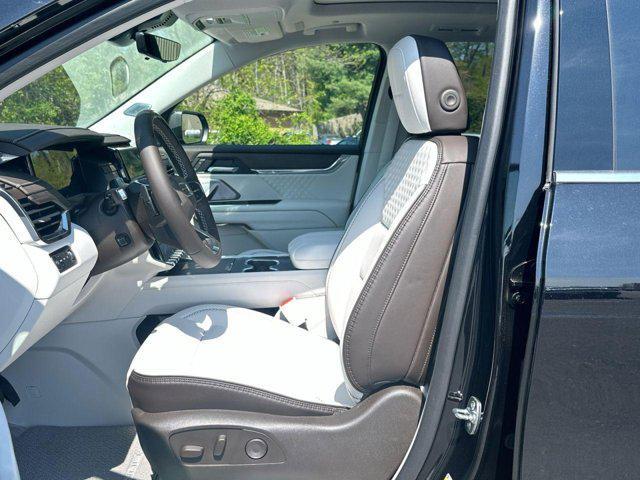 new 2025 GMC Acadia car, priced at $62,000