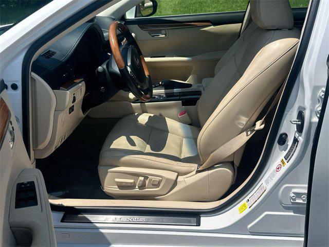 used 2015 Lexus ES 300h car, priced at $17,000