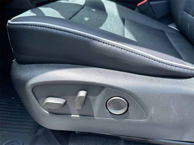 new 2025 Buick Enclave car, priced at $45,000