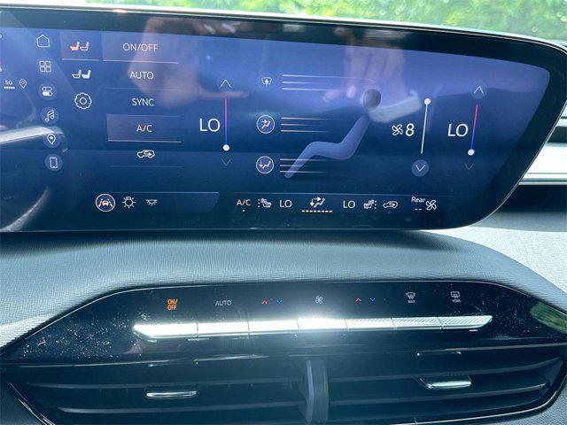 new 2025 Buick Enclave car, priced at $45,000