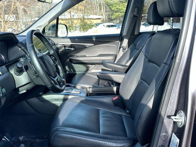 used 2021 Honda Pilot car, priced at $27,000