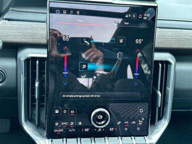 new 2025 GMC Acadia car, priced at $61,500
