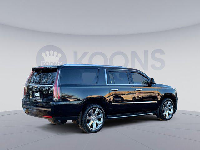 used 2020 Cadillac Escalade ESV car, priced at $33,800