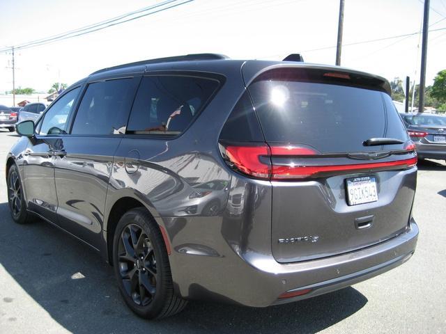 used 2023 Chrysler Pacifica car, priced at $32,500
