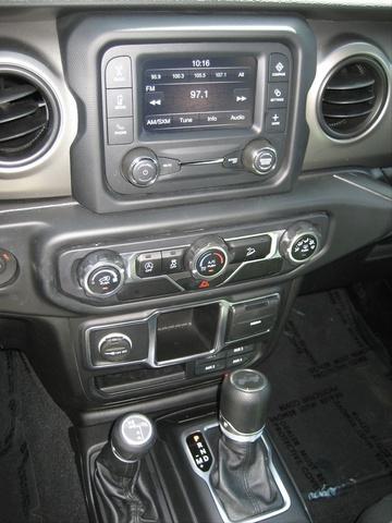 used 2021 Jeep Wrangler Unlimited car, priced at $32,900