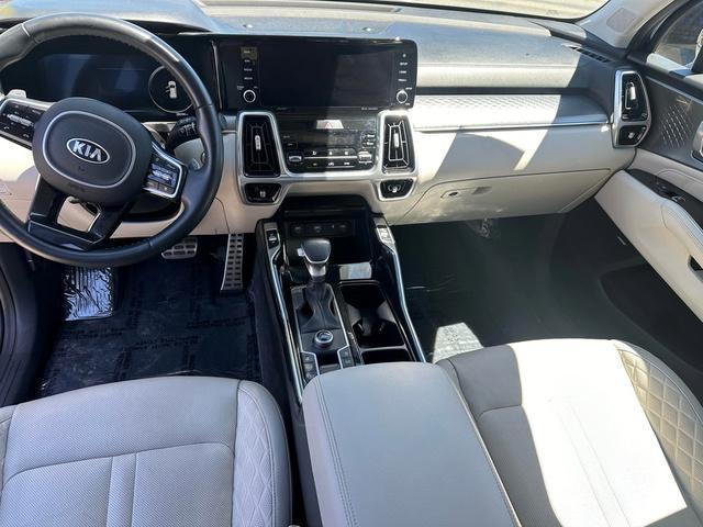 used 2021 Kia Sorento car, priced at $31,700