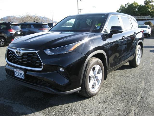 used 2023 Toyota Highlander car, priced at $36,500