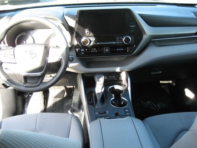 used 2023 Toyota Highlander car, priced at $36,500