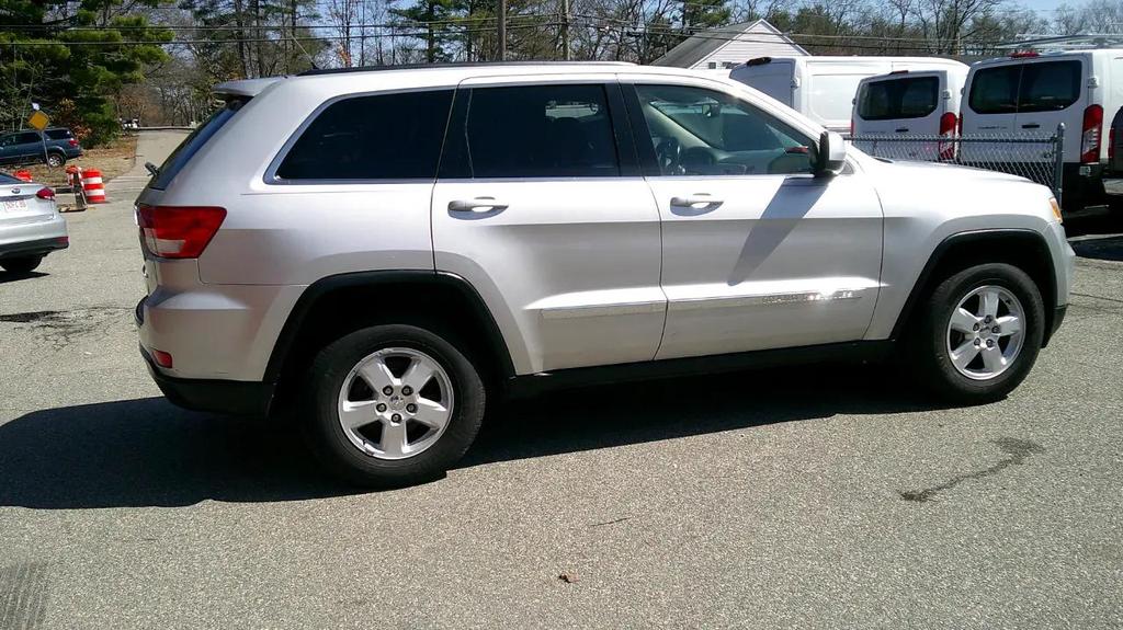 used 2012 Jeep Grand Cherokee car, priced at $7,990