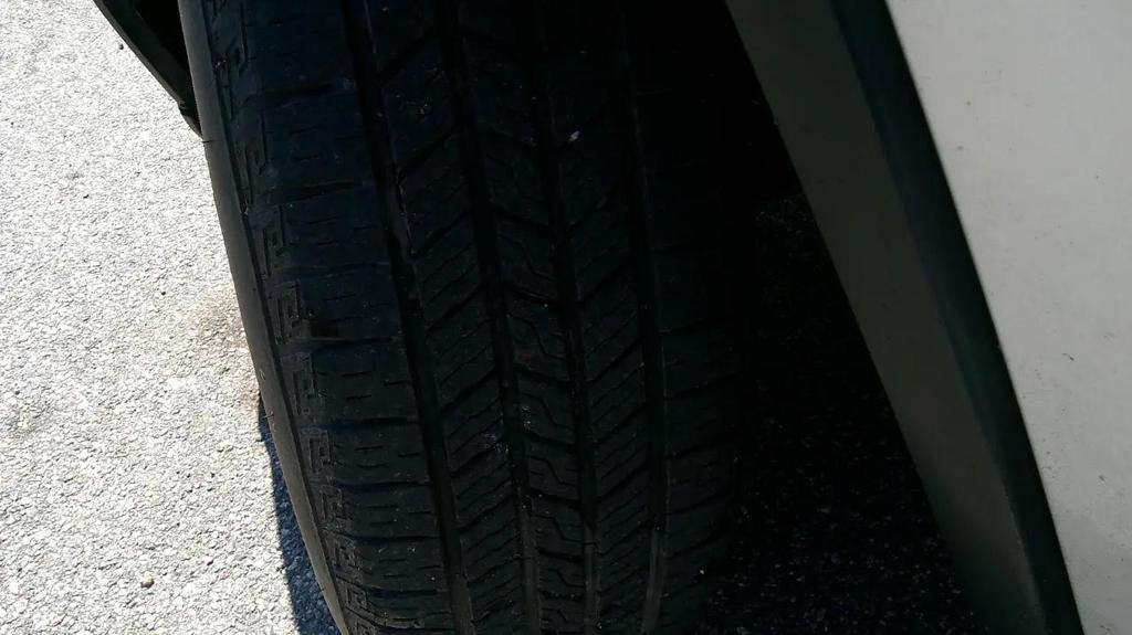 used 2012 Jeep Grand Cherokee car, priced at $7,990