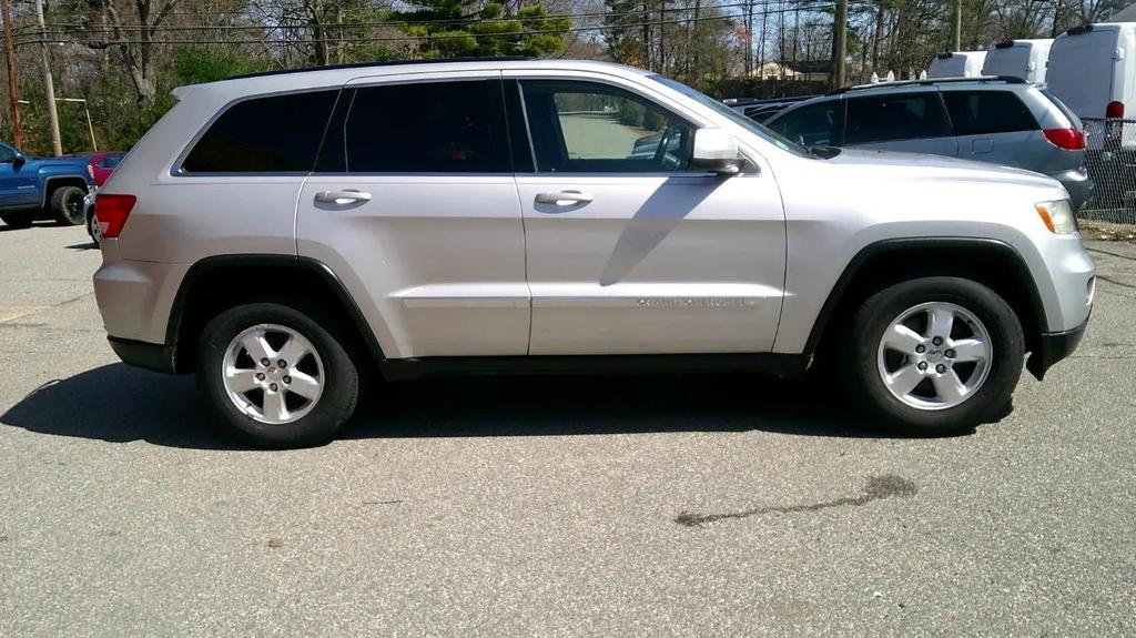 used 2012 Jeep Grand Cherokee car, priced at $7,990