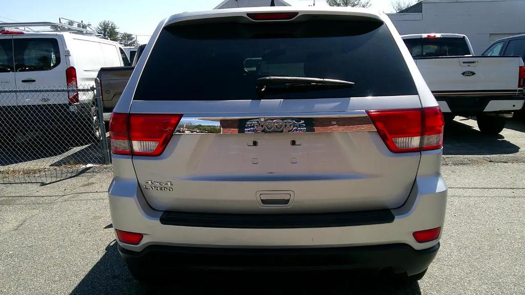 used 2012 Jeep Grand Cherokee car, priced at $7,990