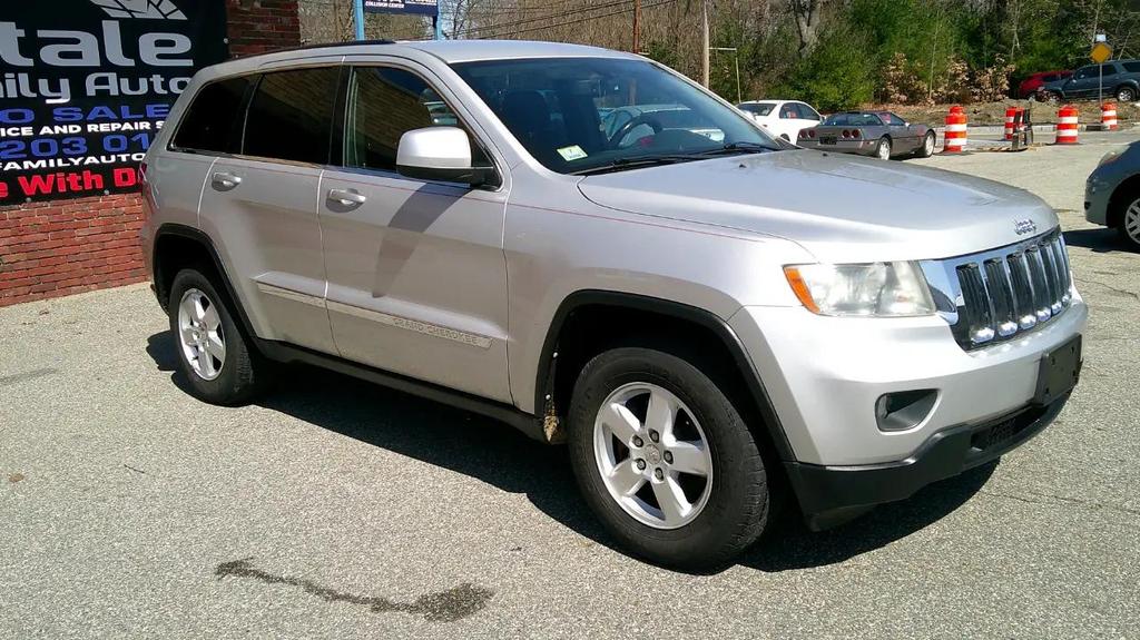 used 2012 Jeep Grand Cherokee car, priced at $7,990
