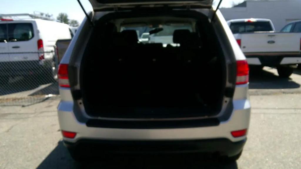 used 2012 Jeep Grand Cherokee car, priced at $7,990