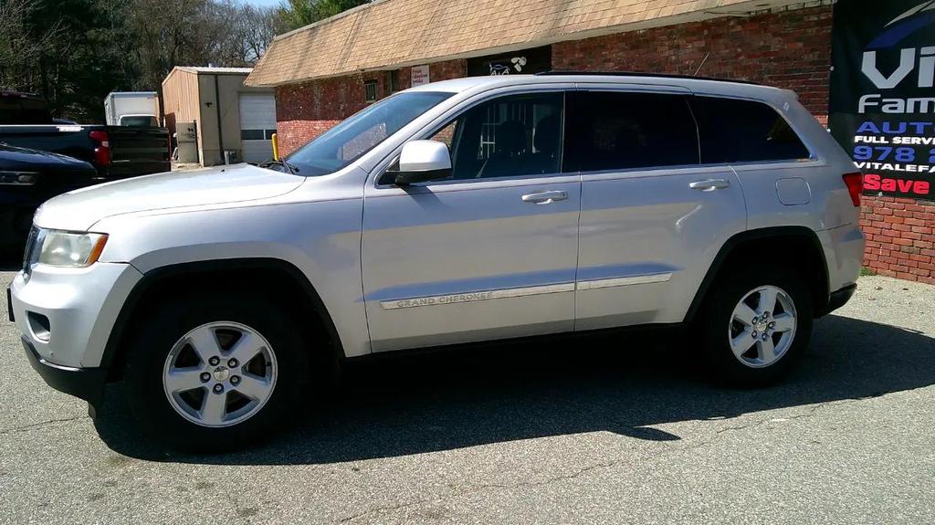 used 2012 Jeep Grand Cherokee car, priced at $7,990