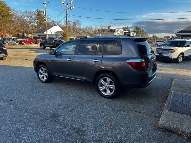 used 2010 Toyota Highlander car, priced at $11,490