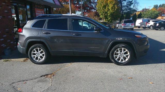 used 2016 Jeep Cherokee car, priced at $12,490