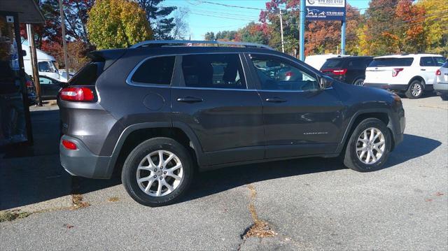 used 2016 Jeep Cherokee car, priced at $12,490