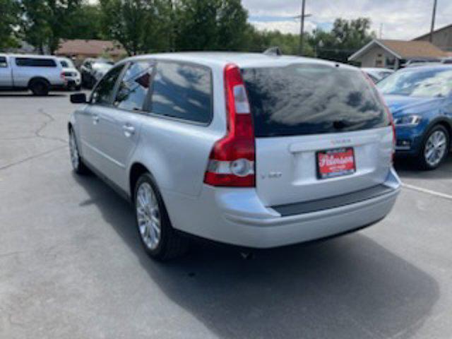 used 2006 Volvo V50 car, priced at $10,700