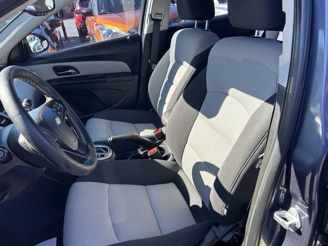 used 2014 Chevrolet Cruze car, priced at $8,500