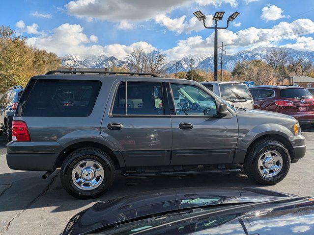 used 2005 Ford Expedition car, priced at $10,900