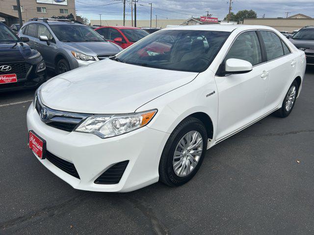 used 2014 Toyota Camry Hybrid car, priced at $14,900