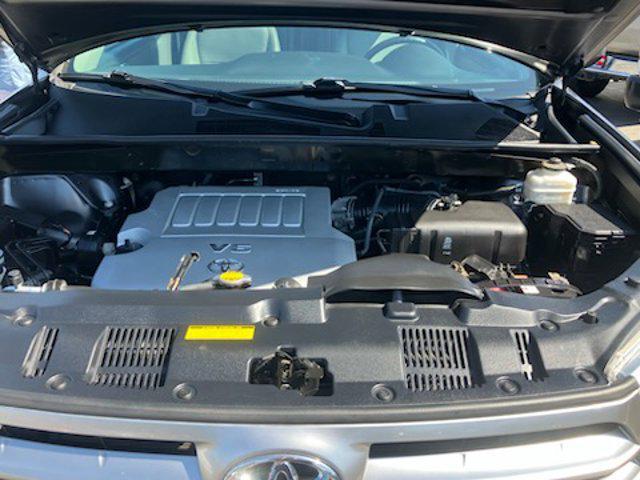 used 2012 Toyota Highlander car, priced at $17,900