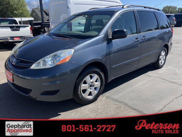 used 2006 Toyota Sienna car, priced at $7,711