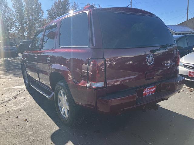 used 2002 Cadillac Escalade car, priced at $16,900