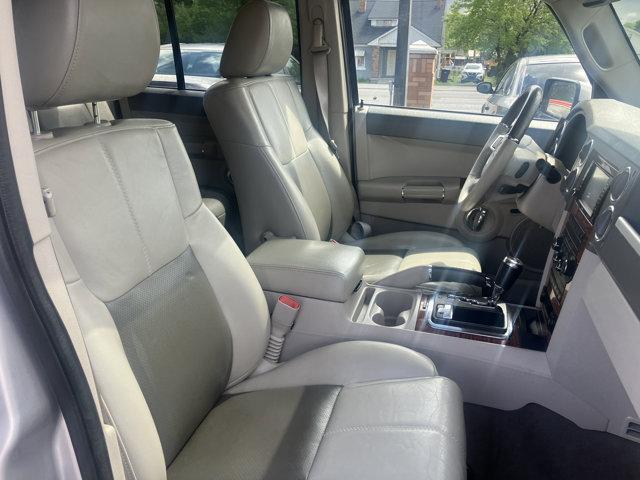 used 2010 Jeep Commander car, priced at $13,500