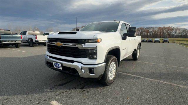 new 2026 Chevrolet Silverado 2500 car, priced at $56,195