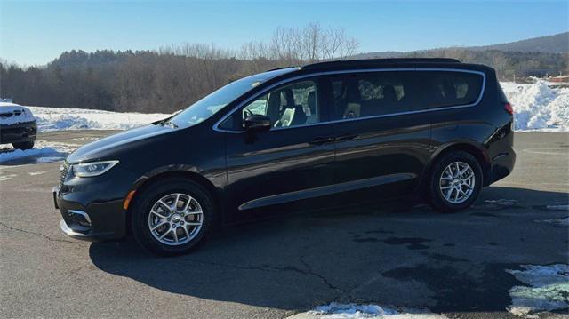 used 2022 Chrysler Pacifica car, priced at $24,999