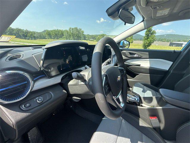 new 2025 Chevrolet Trax car, priced at $24,380