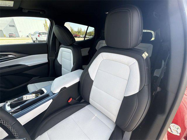 new 2025 Chevrolet Equinox EV car, priced at $41,215