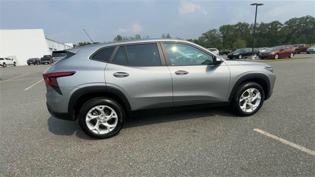 used 2025 Chevrolet Trax car, priced at $21,999