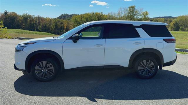 used 2023 Nissan Pathfinder car, priced at $25,999