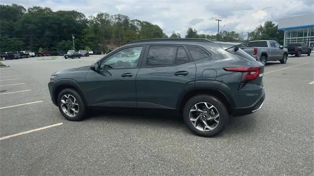new 2025 Chevrolet Trax car, priced at $24,310
