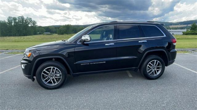 used 2022 Jeep Grand Cherokee car, priced at $28,499