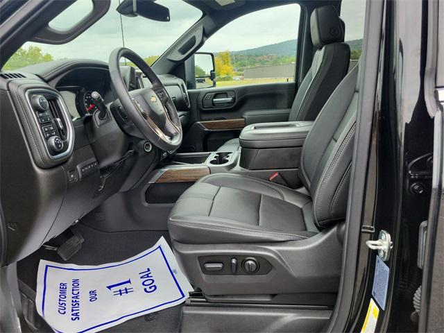 used 2022 Chevrolet Silverado 3500 car, priced at $61,999