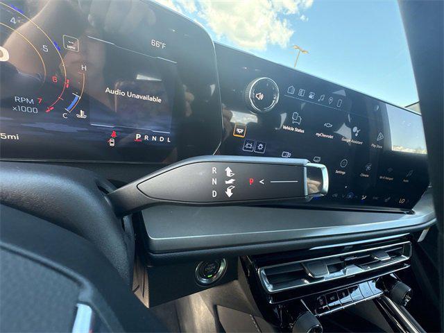 new 2026 Chevrolet Traverse car, priced at $45,905