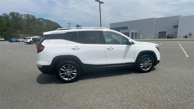 used 2024 GMC Terrain car, priced at $25,999