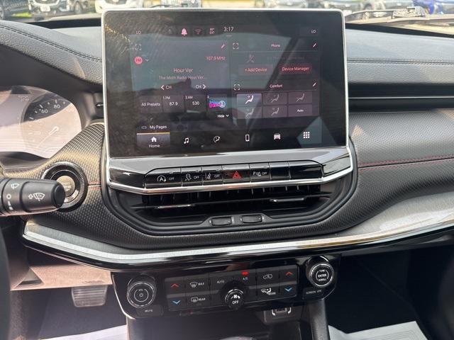 used 2022 Jeep Compass car, priced at $20,999