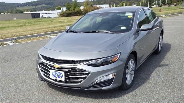 new 2025 Chevrolet Malibu car, priced at $27,570