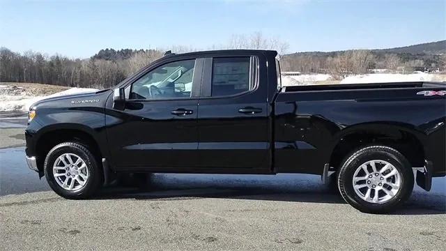 new 2025 Chevrolet Silverado 1500 car, priced at $48,175