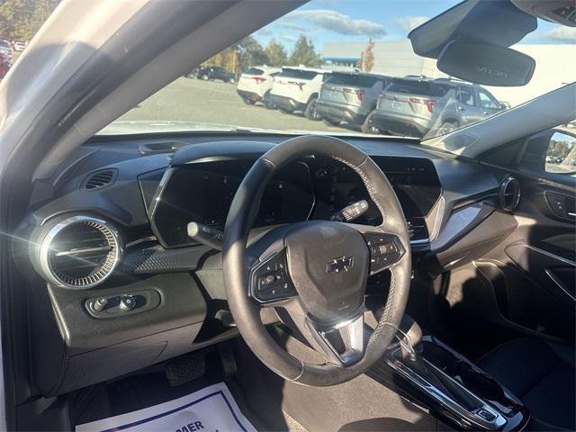 used 2025 Chevrolet Trax car, priced at $23,999