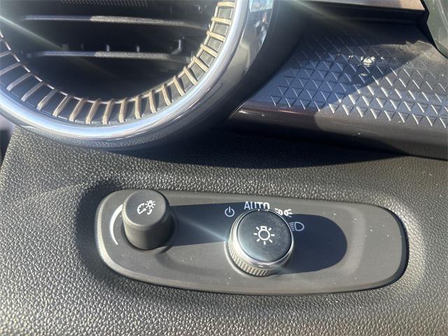 used 2025 Chevrolet Trax car, priced at $23,999